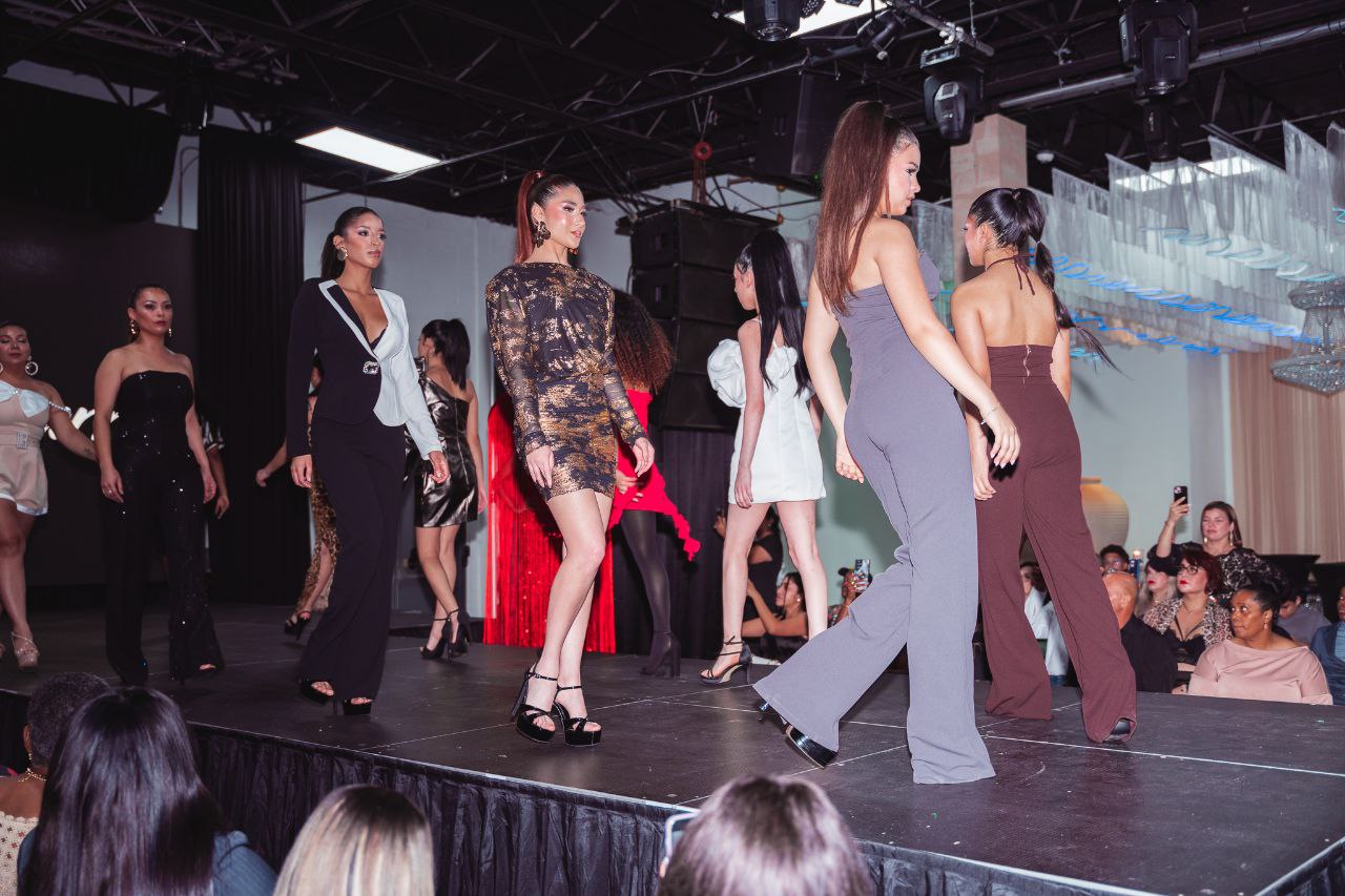 Modelo profesional de Glow Fashion Models